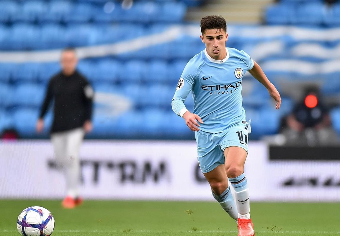 B计划，队报：为防止无法签下切尔基，曼城关注哈维-西蒙斯